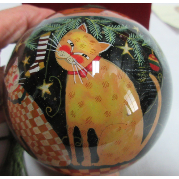 Ne'Qwa Art Christmas Ornament "Christmas Cat" handpainted Artist Susan Winget CO - Picture 3 of 11